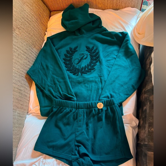 PINK by VS polar fleece short and hoodie pajama set green logo on back sz lg - Picture 4 of 12